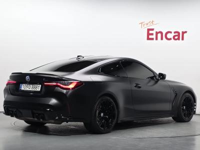 2022 BMW M4