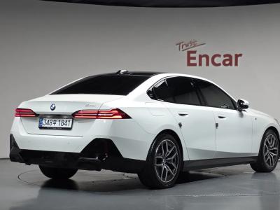 2024 BMW 5-Series
