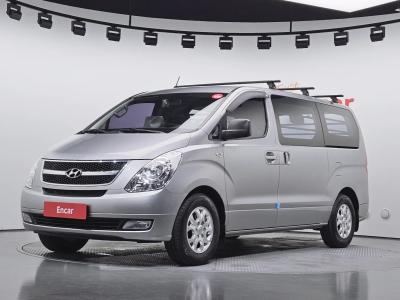 2016 Hyundai Starex