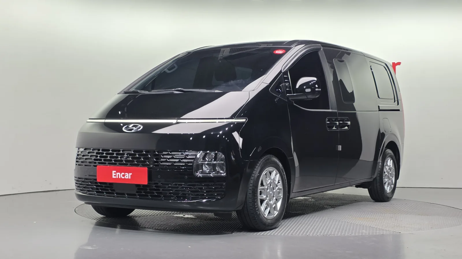 2023 Hyundai Staria