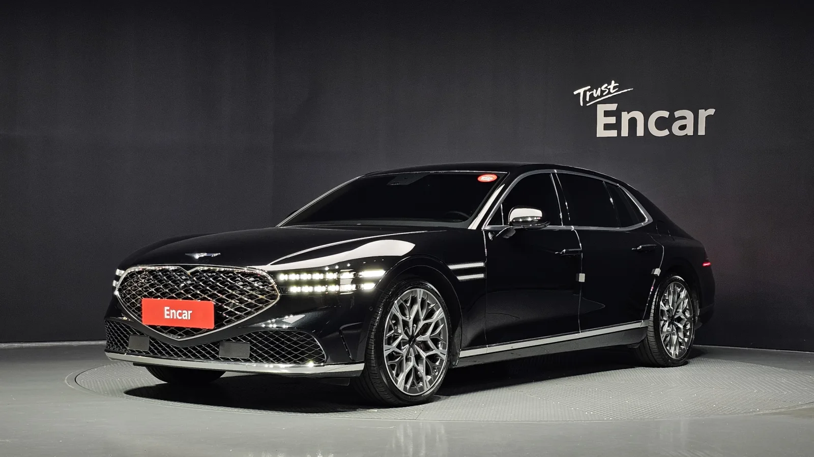 2025 Genesis G90