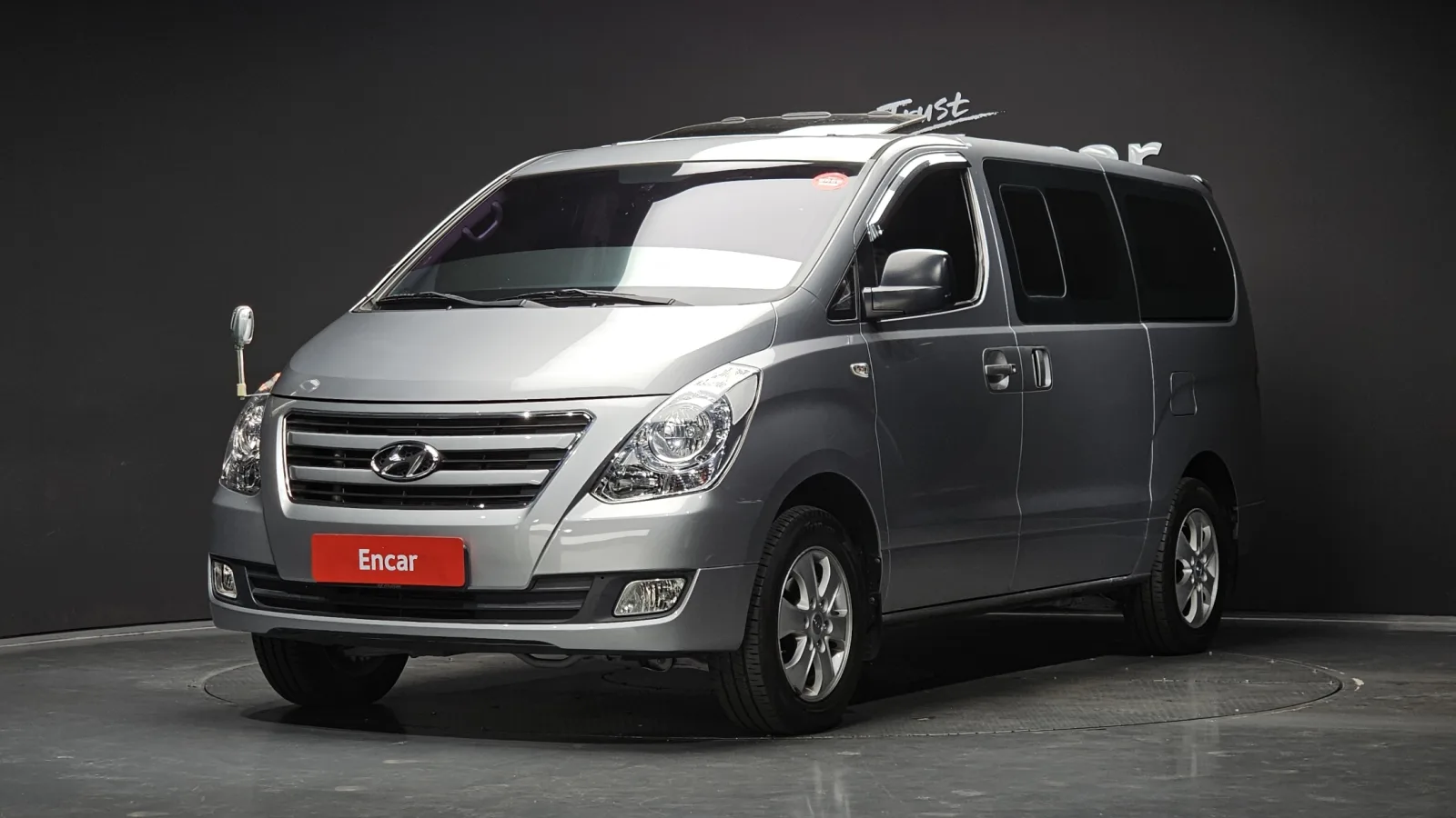 2017 Hyundai Starex