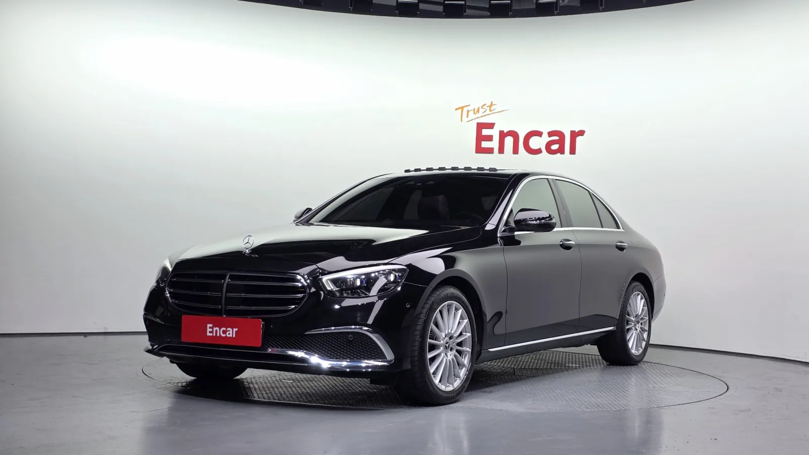 2021 Mercedes-Benz E-Class