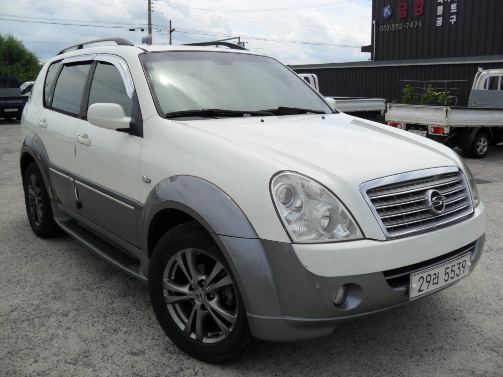 2011 KG Mobility Rexton
