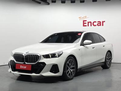2025 BMW 5-Series