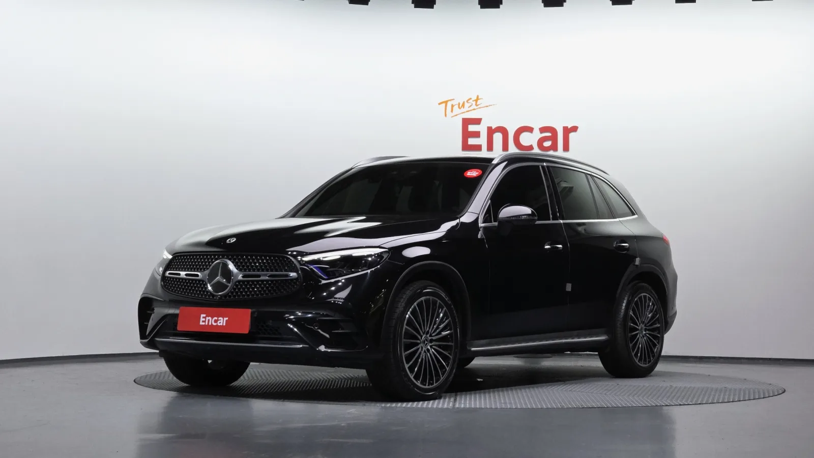 2023 Mercedes-Benz GLC-Class