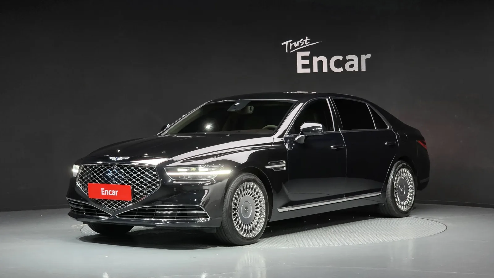 2021 Genesis G90