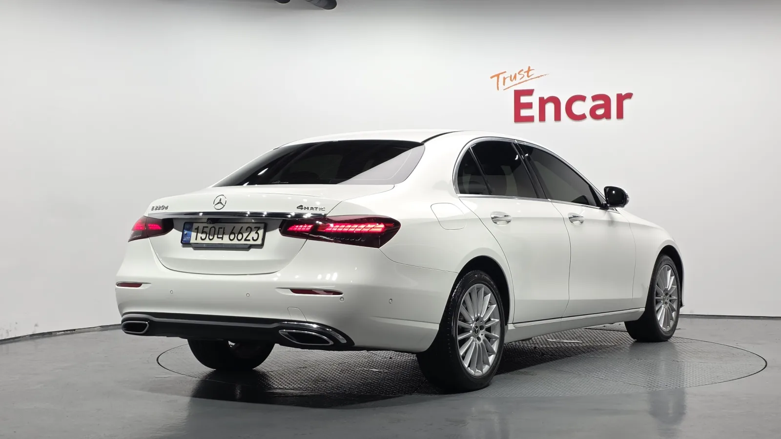2021 Mercedes-Benz E-Class