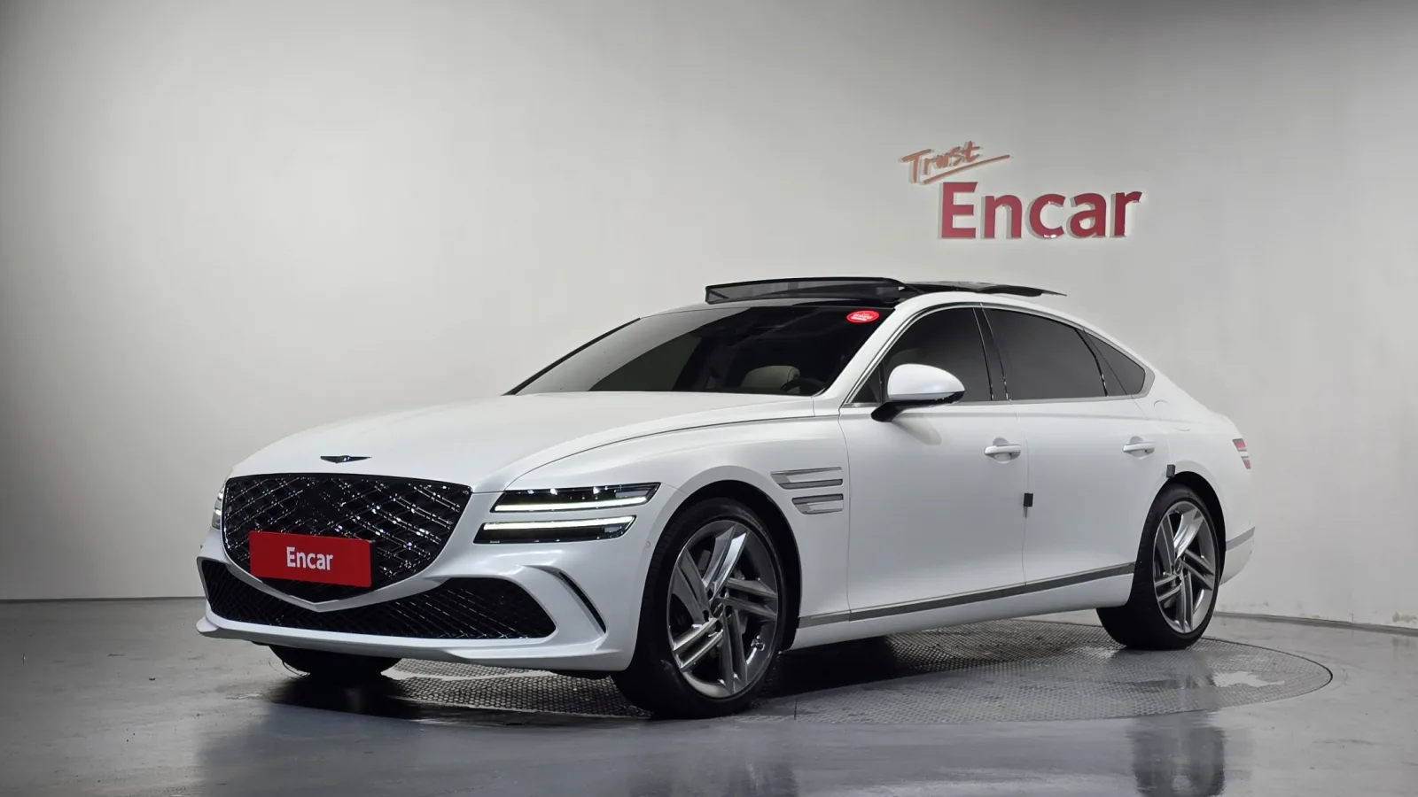 2025 Genesis G80