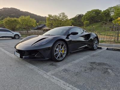 Lotus Emira 2024
