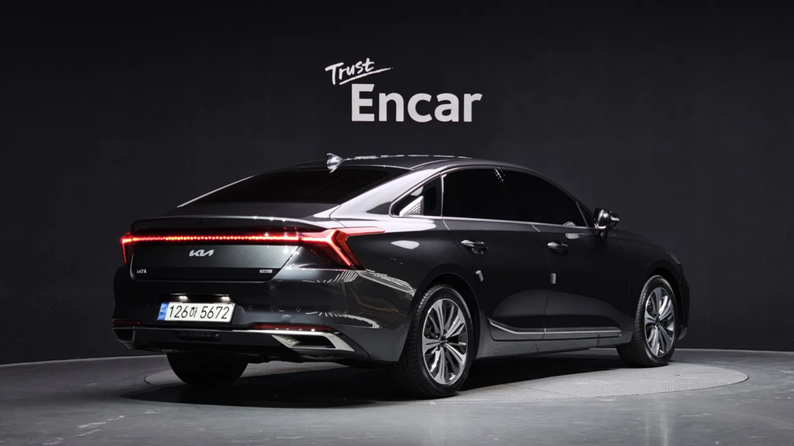 2023 Kia K8