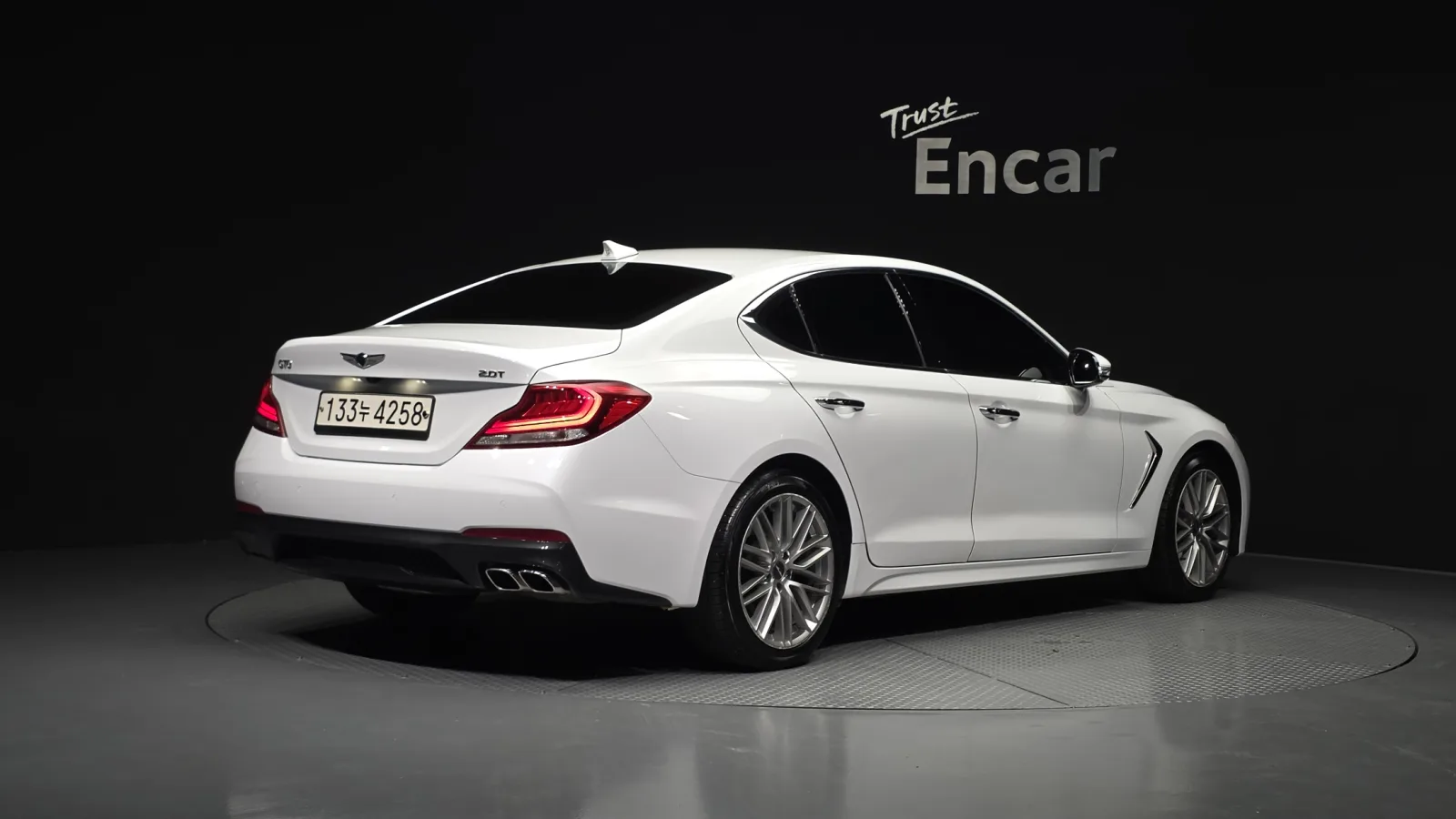 2019 Genesis G70