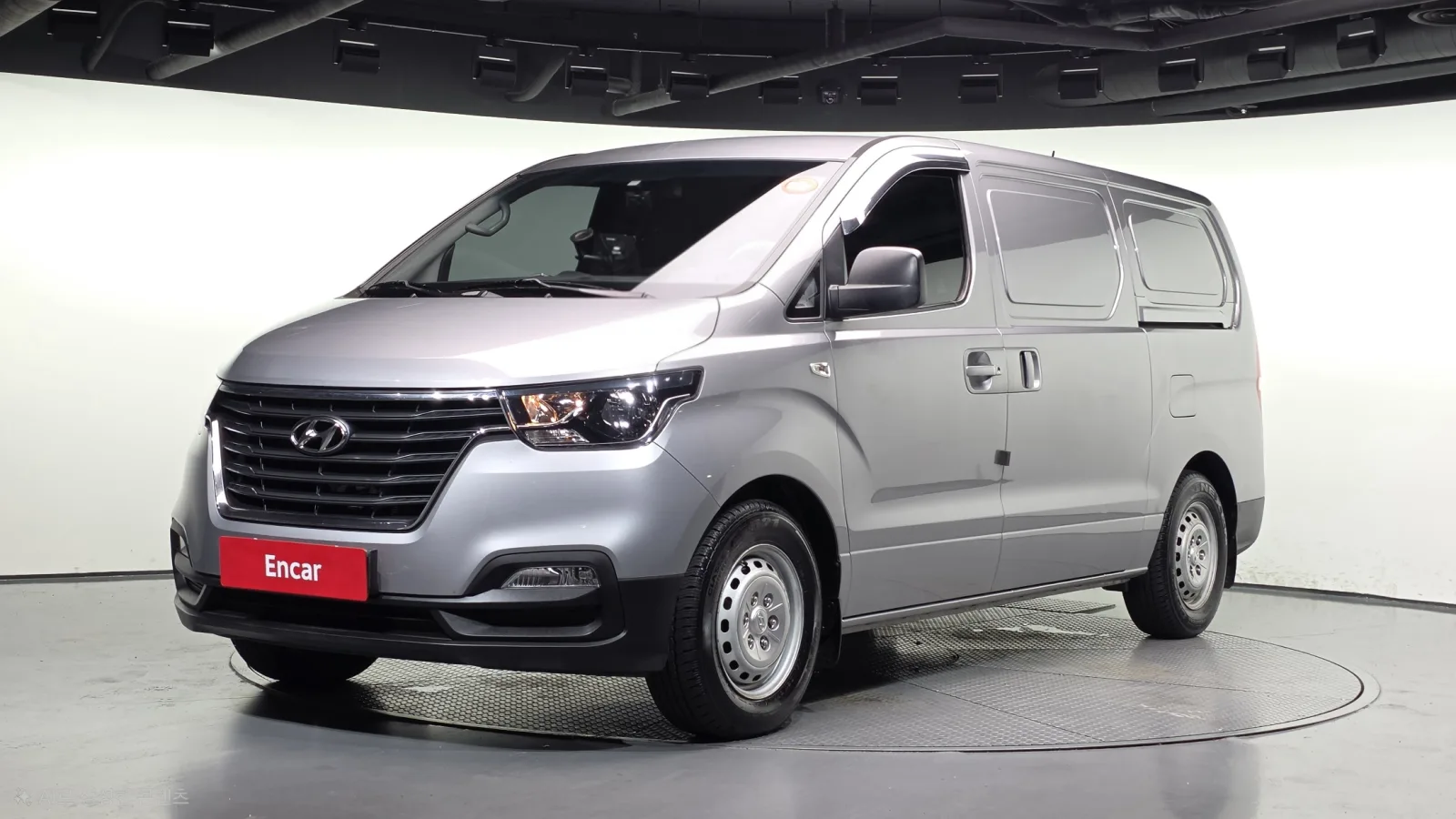 2020 Hyundai Starex