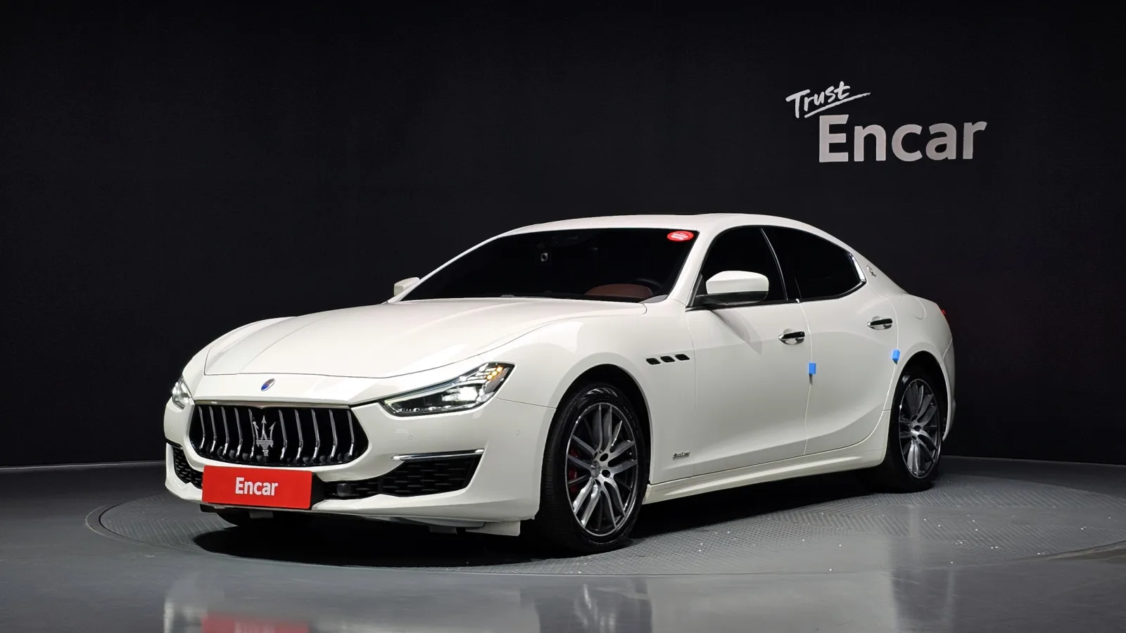 2019 Maserati Ghibli
