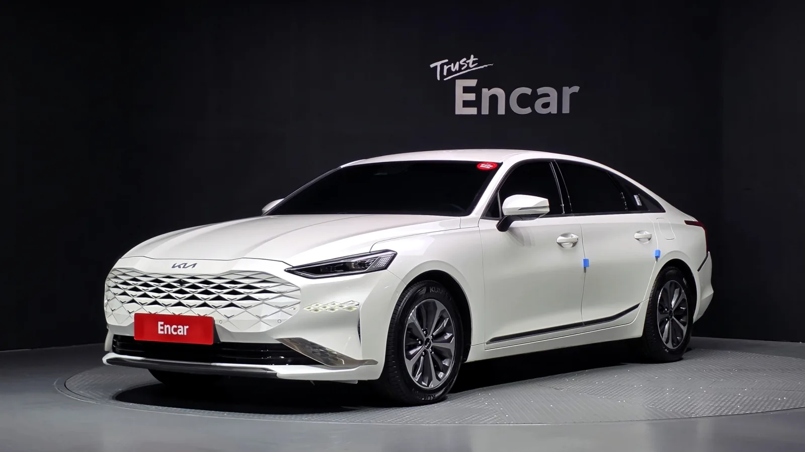 2023 Kia K8