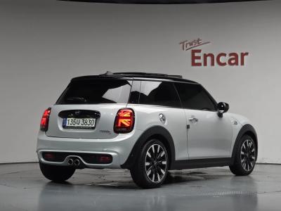 2021 MINI Cooper