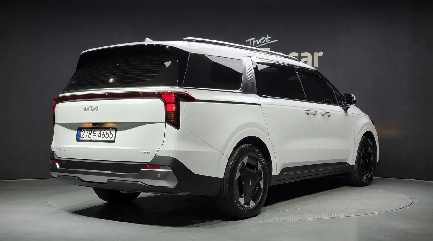 2025 Kia Carnival
