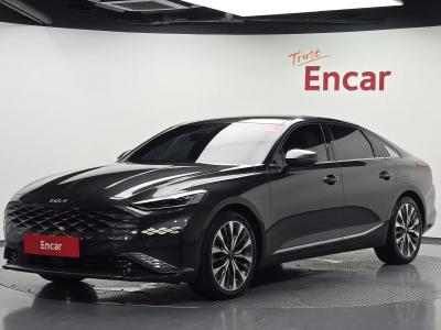 2022 Kia K8