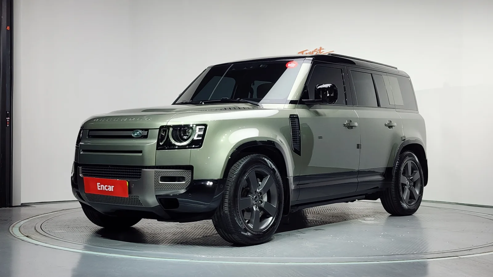 2025 Land Rover Defender