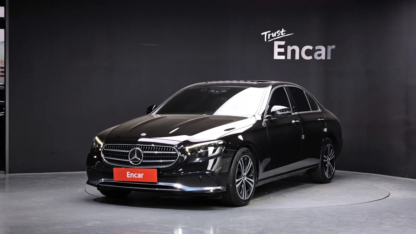 2021 Mercedes-Benz E-Class