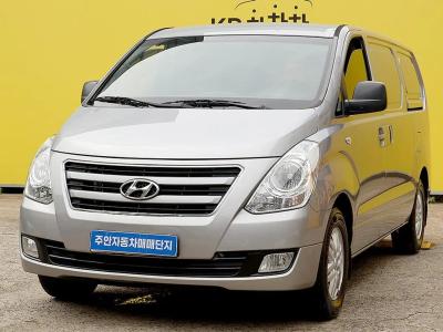 2017 Hyundai Starex
