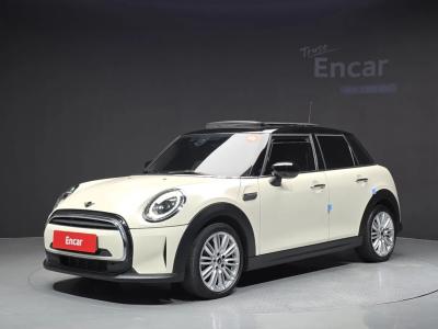 2022 MINI Cooper