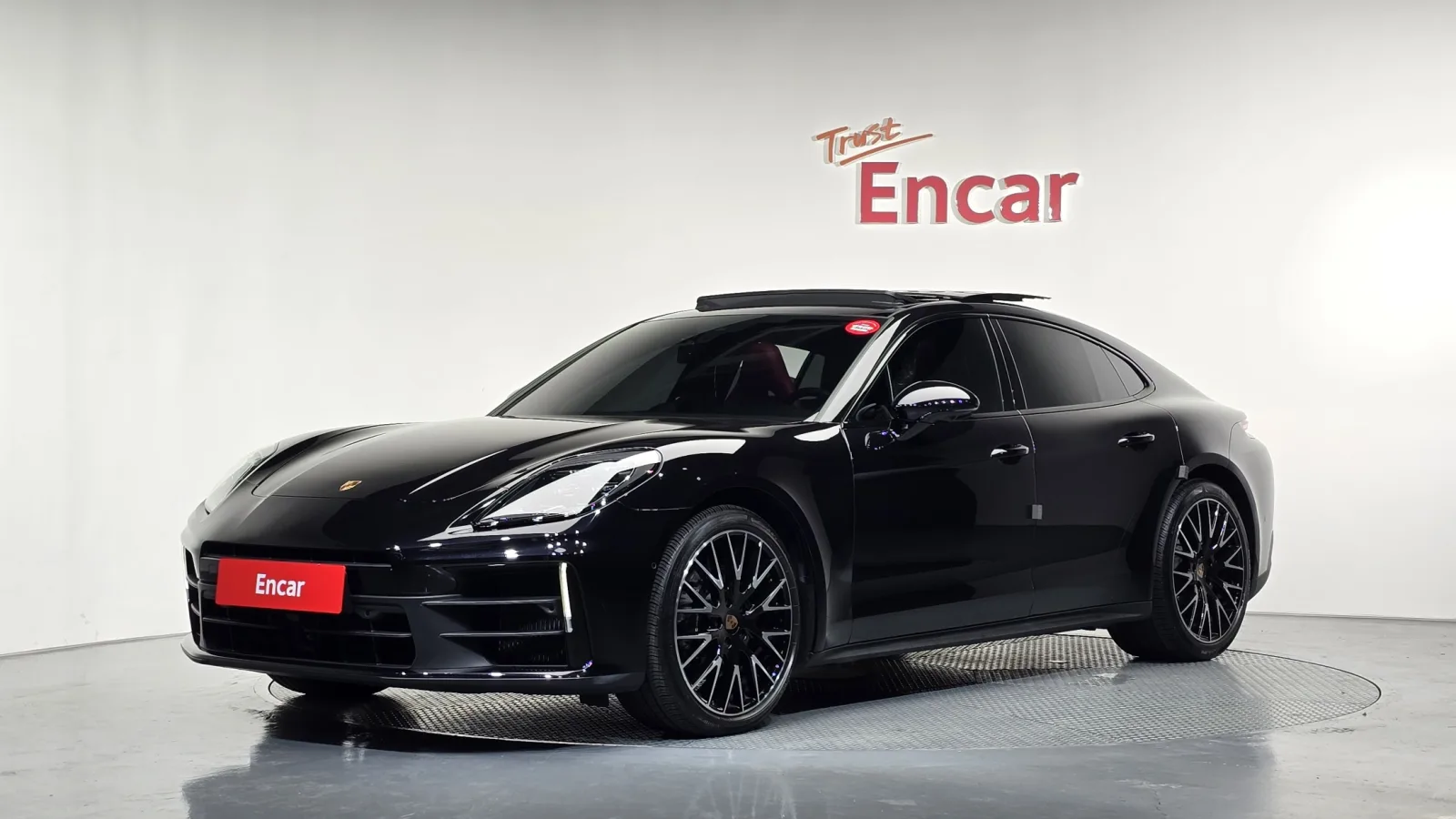 2025 Porsche Panamera