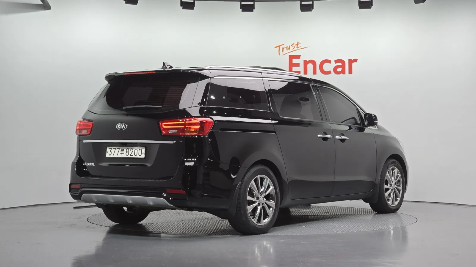2019 Kia Carnival