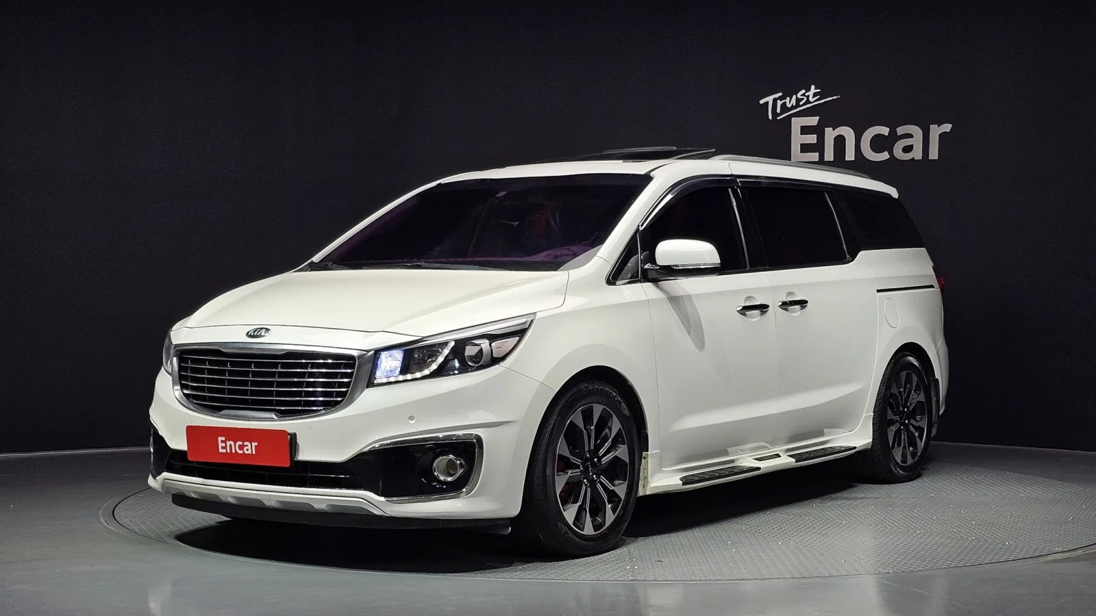2016 Kia Carnival