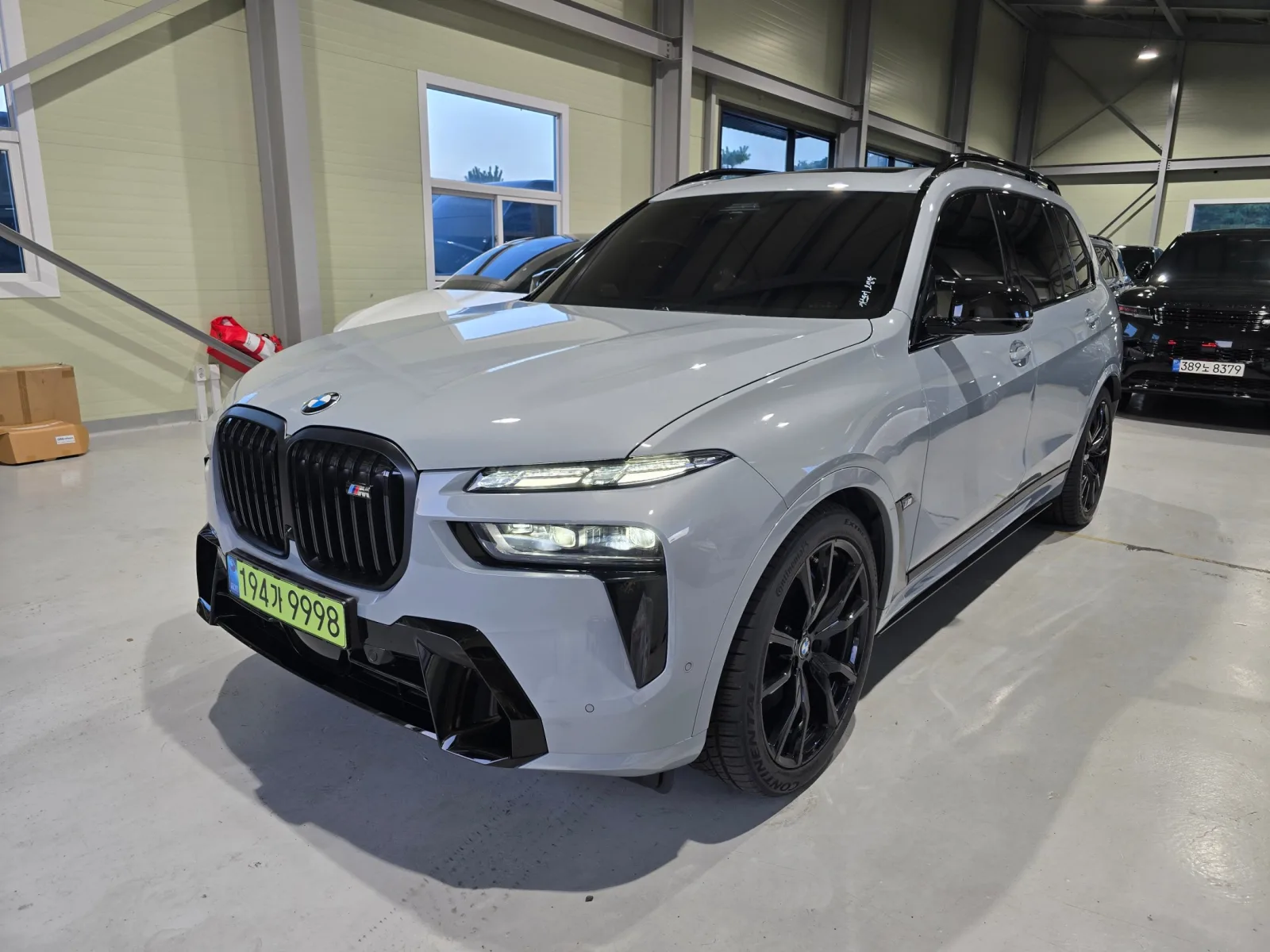 2025 BMW X7