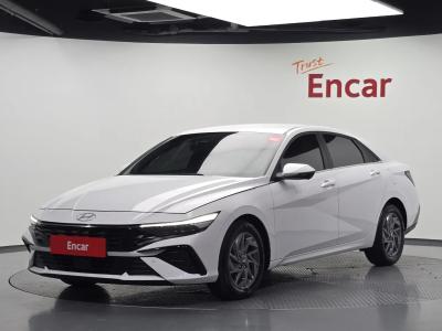 2025 Hyundai Elantra