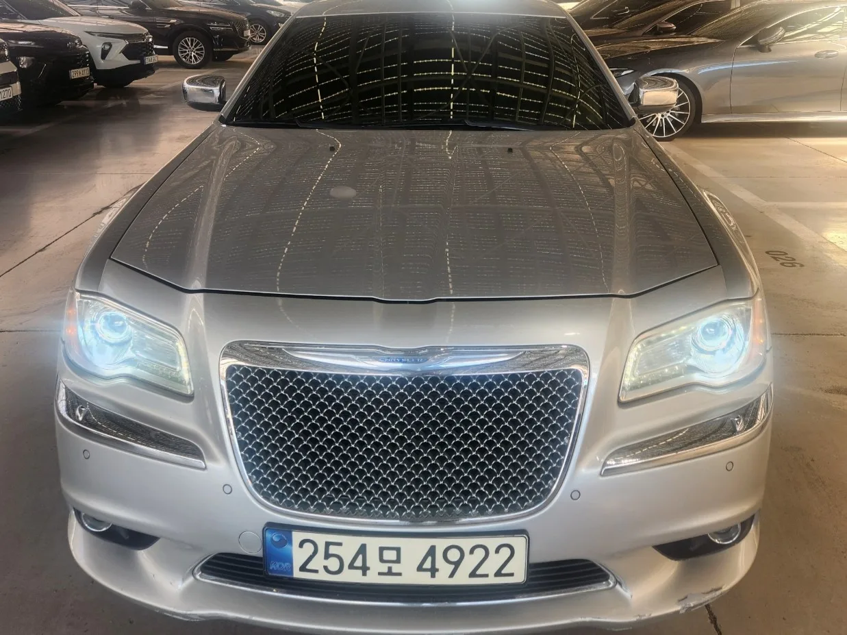 2012 Chrysler 300C