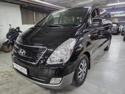 2017 Hyundai Starex