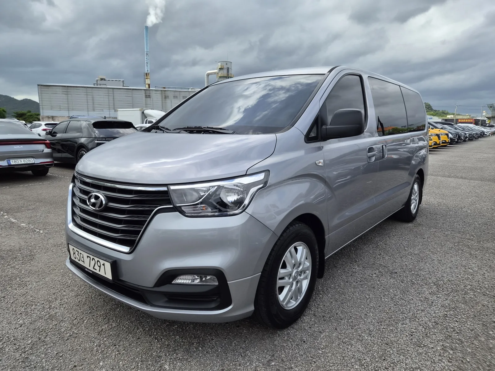 2021 Hyundai Starex