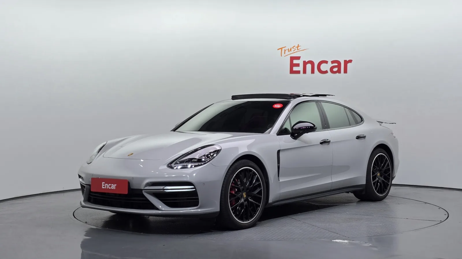 2017 Porsche Panamera