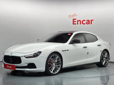 2017 Maserati Ghibli