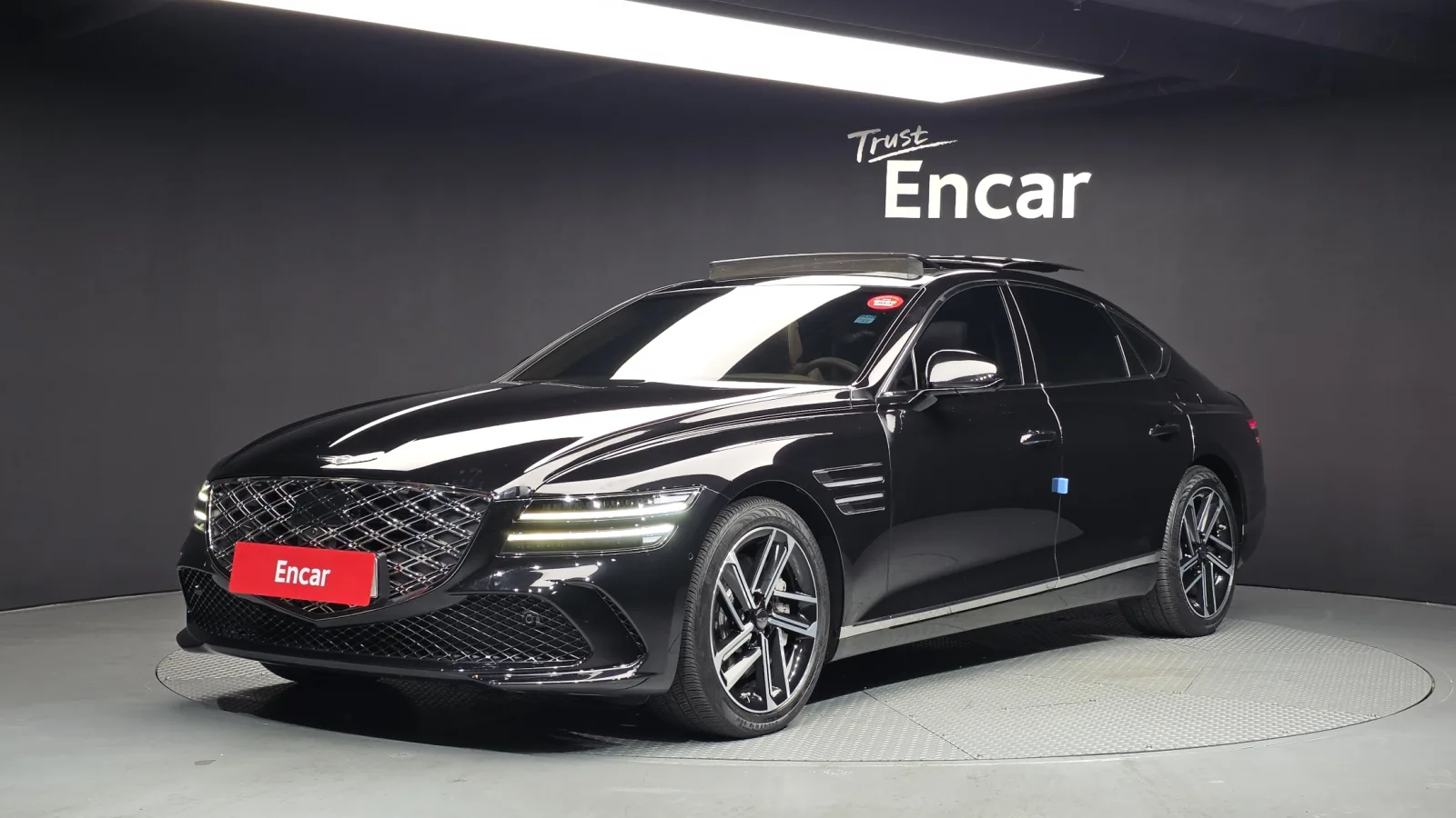 2025 Genesis G80