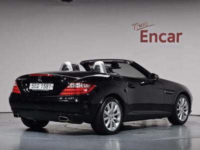2012 Mercedes-Benz SLK-Class