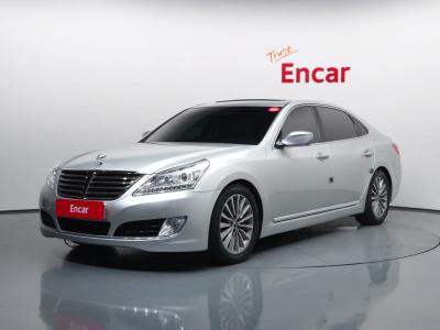 2013 Hyundai Equus