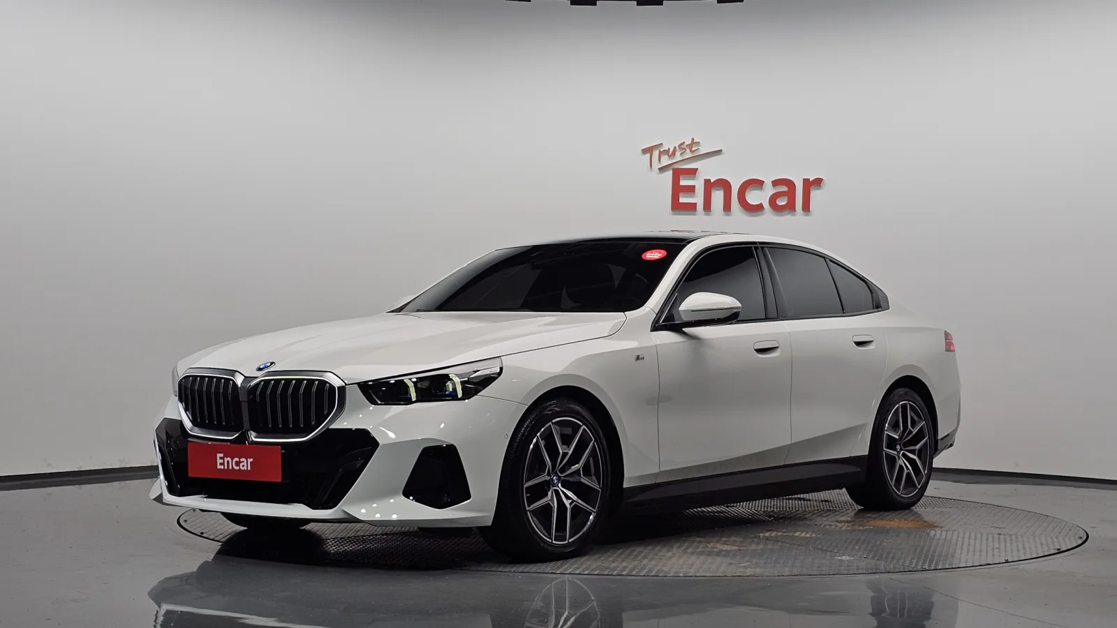 2024 BMW i5