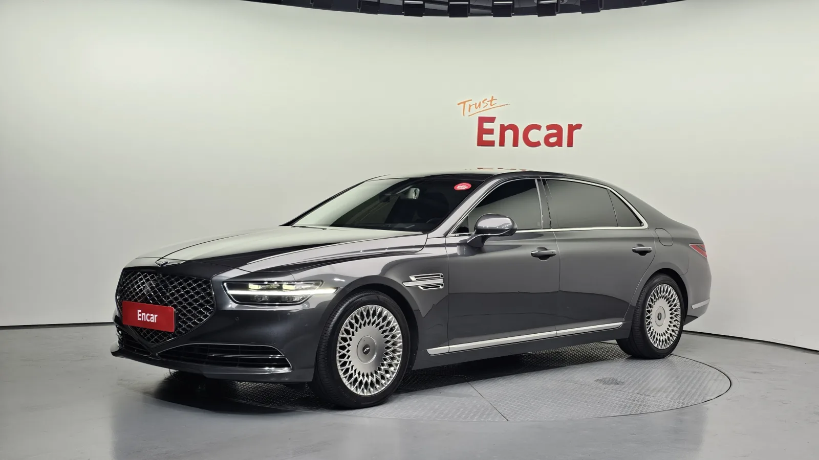 2019 Genesis G90