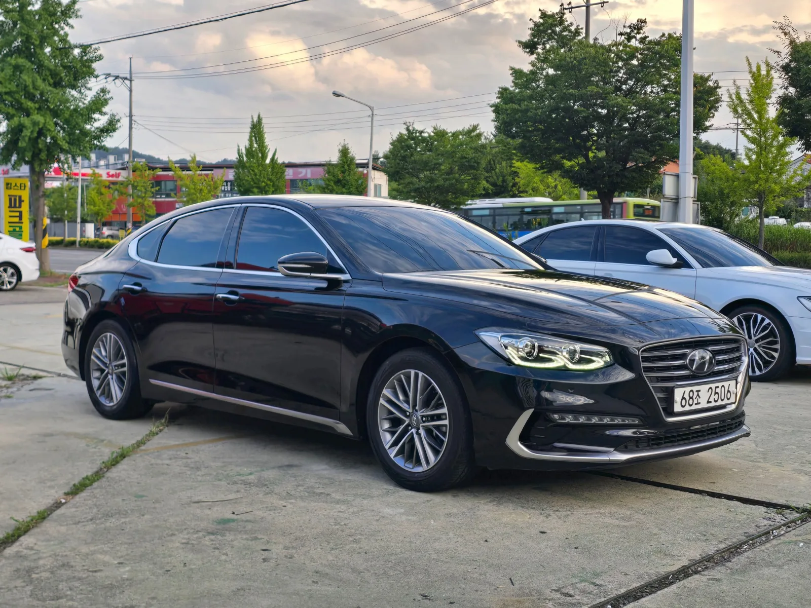 2019 Hyundai Grandeur