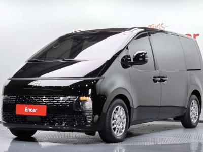 2022 Hyundai Staria