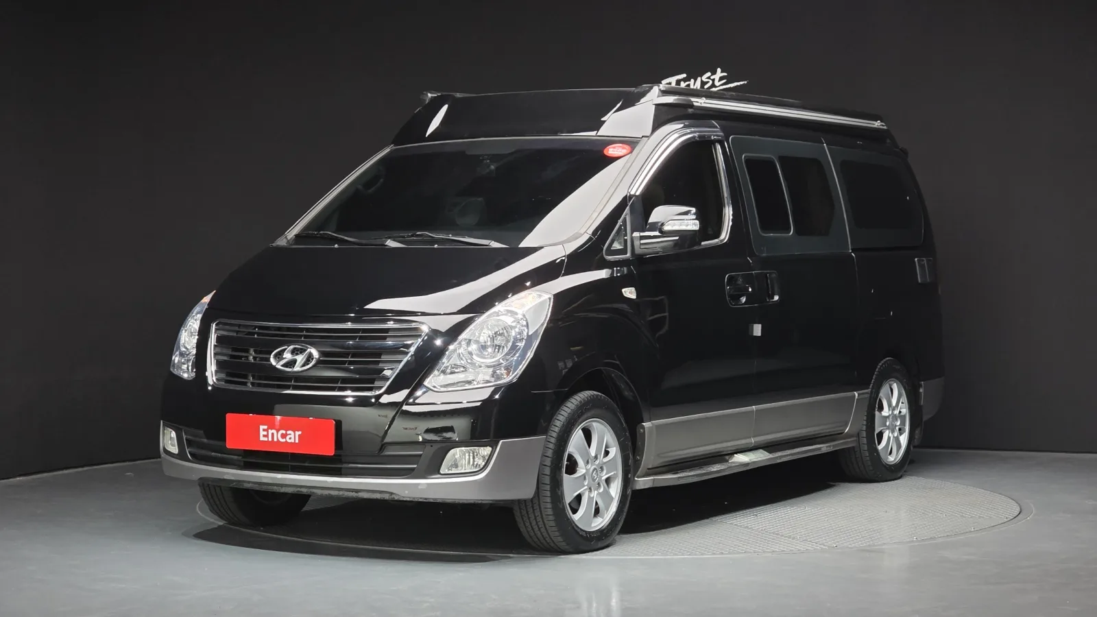 2016 Hyundai Starex