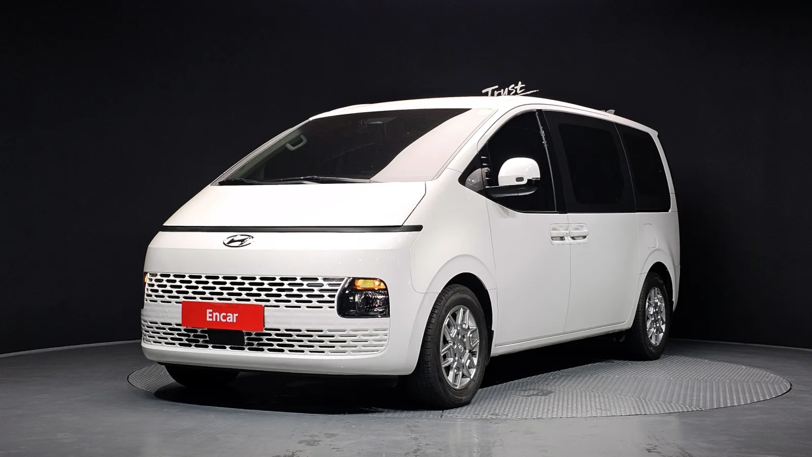 2022 Hyundai Staria
