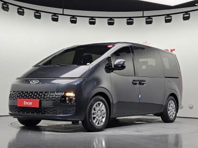 2022 Hyundai Staria