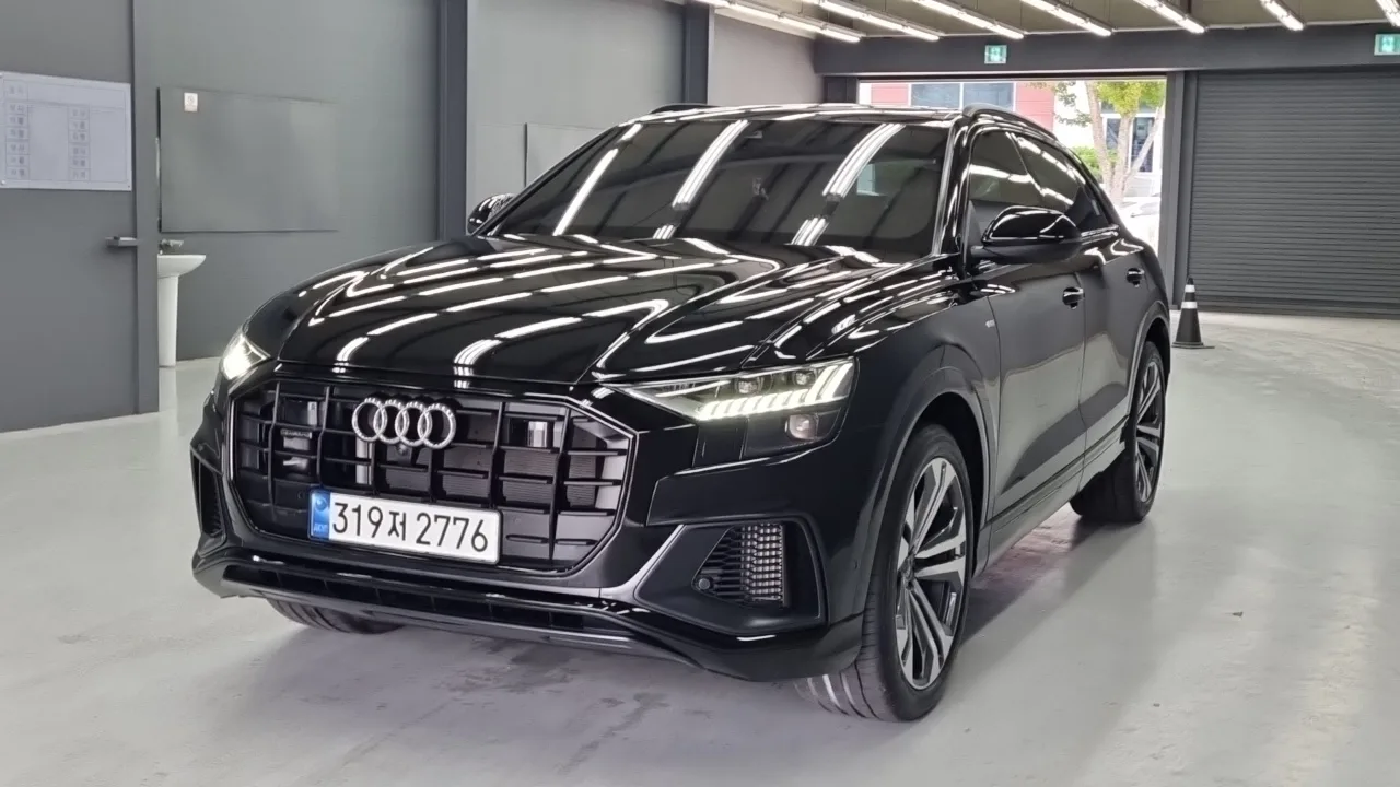 2023 Audi Q8