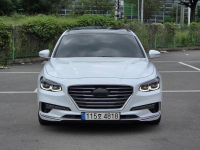 2018 Hyundai Grandeur
