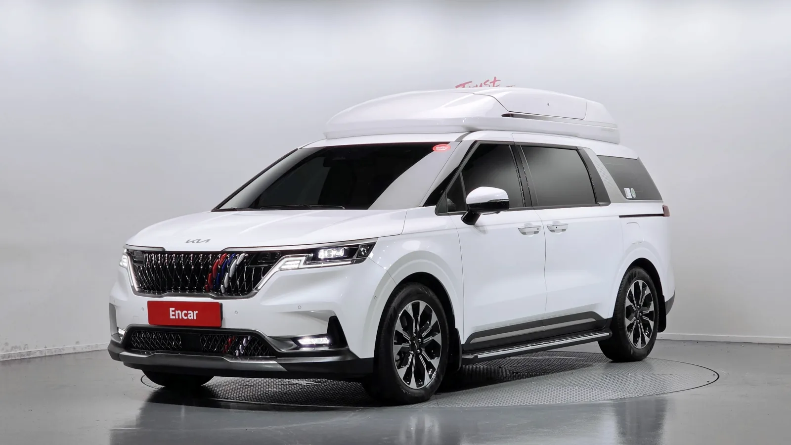 2023 Kia Carnival