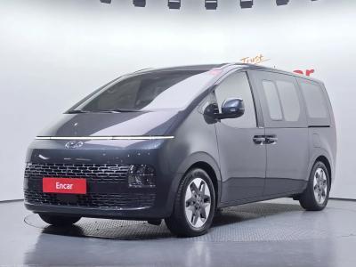 2022 Hyundai Staria